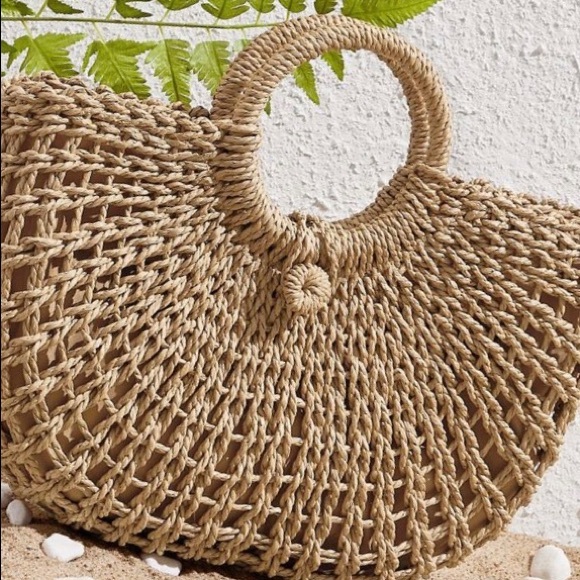 New!! Boho Woven moon shaped bag - Picture 11 of 13